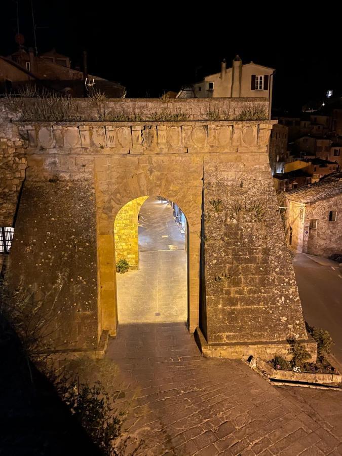 Pulcinella Appartamento Tipico Centro Storico Montepulciano Stazione Buitenkant foto