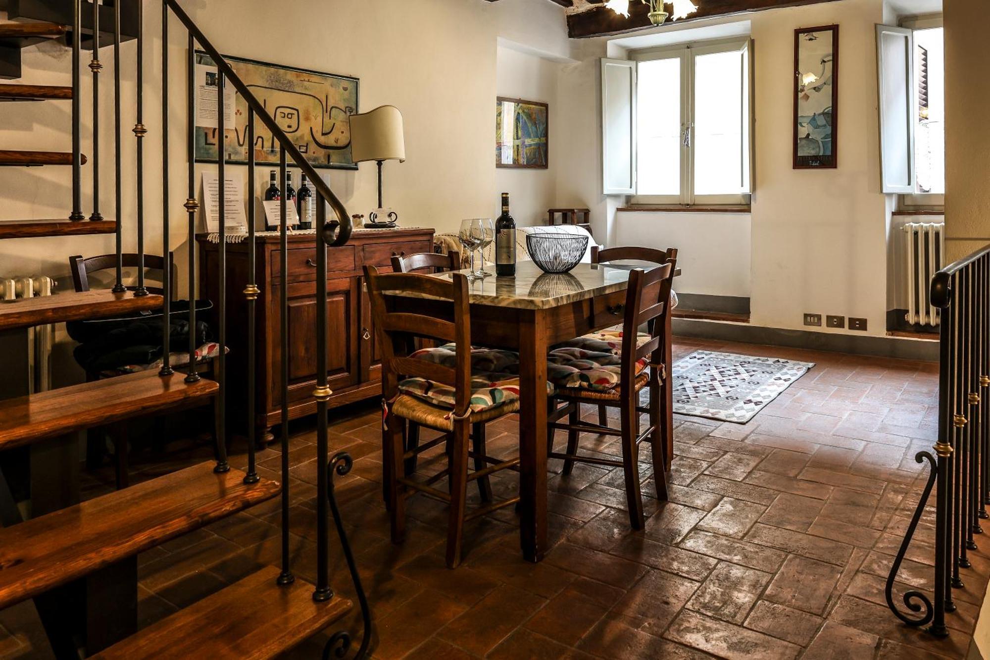 Pulcinella Appartamento Tipico Centro Storico Montepulciano Stazione Buitenkant foto